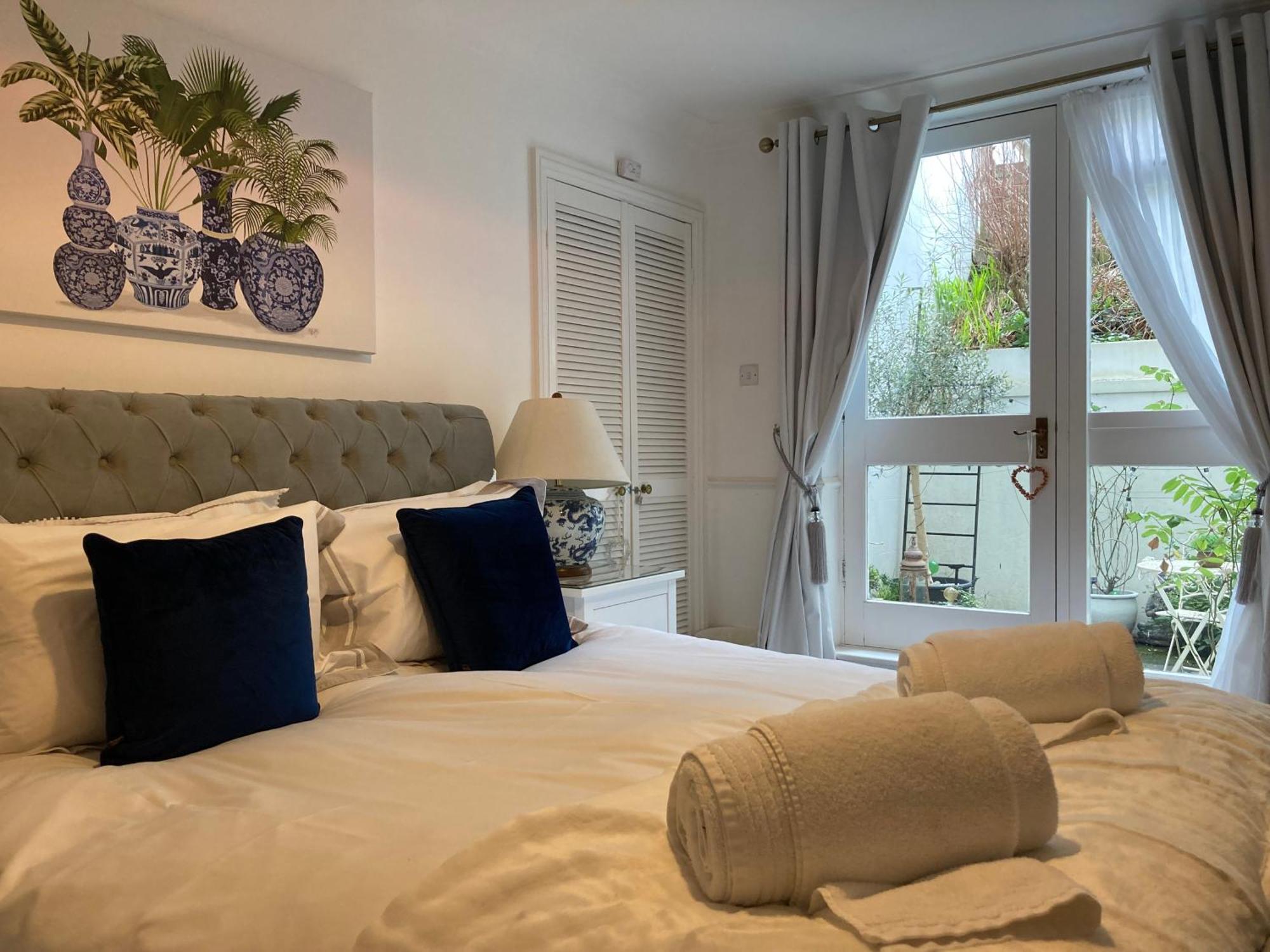 Olive Tree Apartment Hove Exterior photo